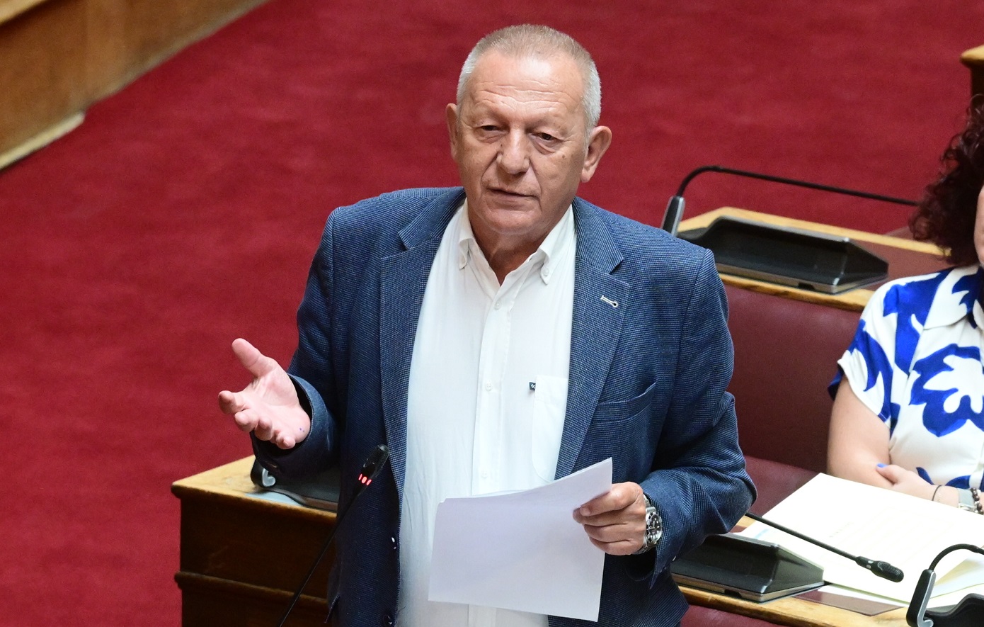 Σε χειρουργική επέμβαση στην καρδιά υποβλήθηκε ο Θανάσης Παφίλης – Το «ευχαριστώ» του στους γιατρούς