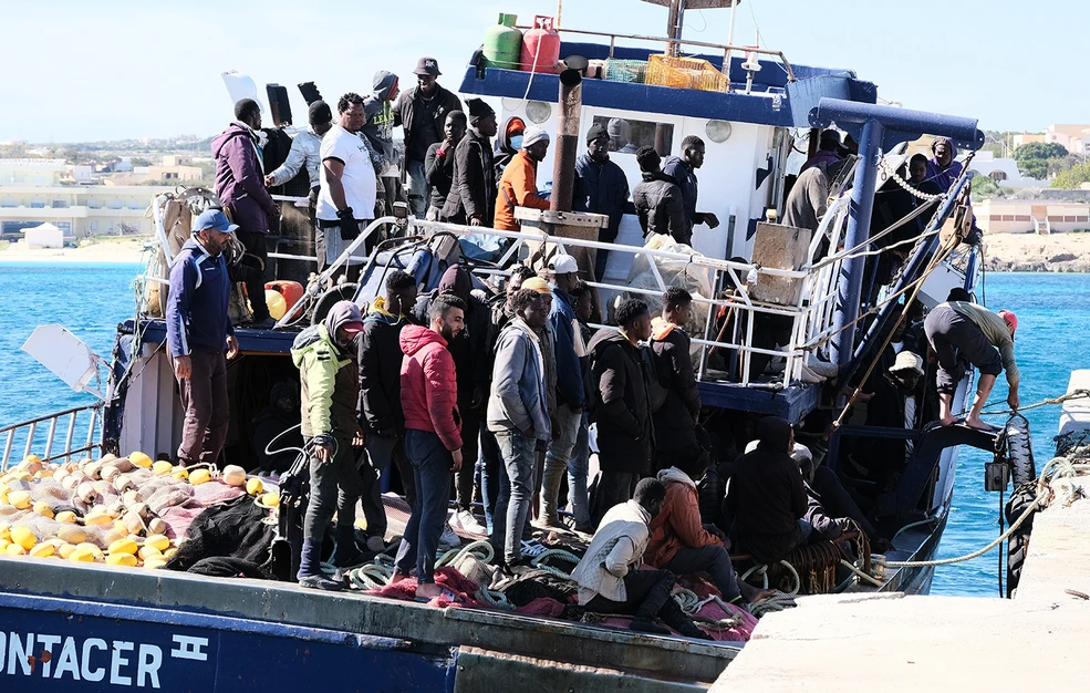 Πέθανε το κοριτσάκι 6 ετών που πριν 12 ημέρες είχε φτάσει στη Λαμπεντούζα