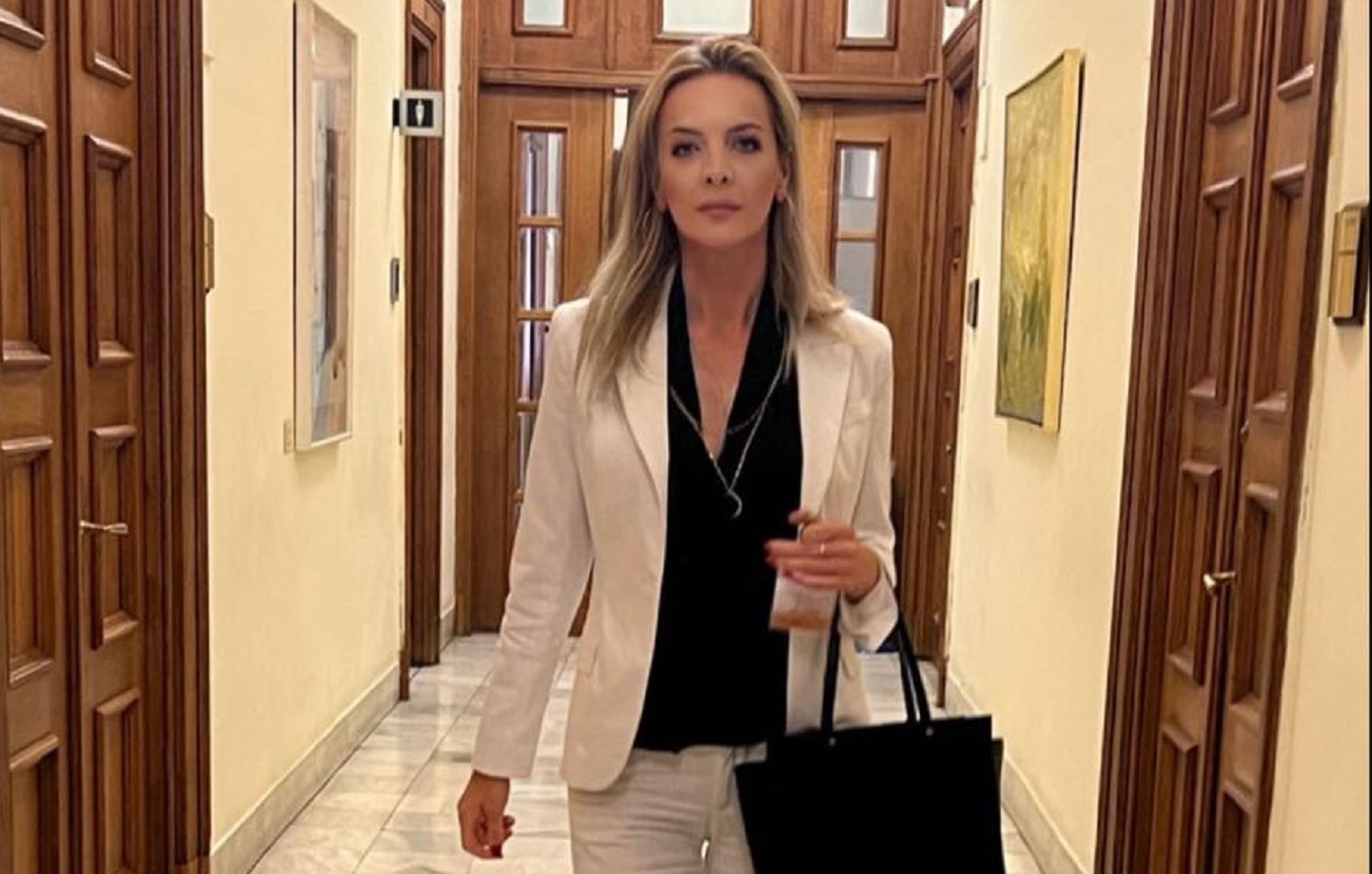 Παραιτήθηκε από στέλεχος της Νέας Δημοκρατίας η Καλλιόπη Σεμερτζίδου – Το όνομά της ενεπλάκη στην υπόθεση του ΟΠΕΚΕΠΕ