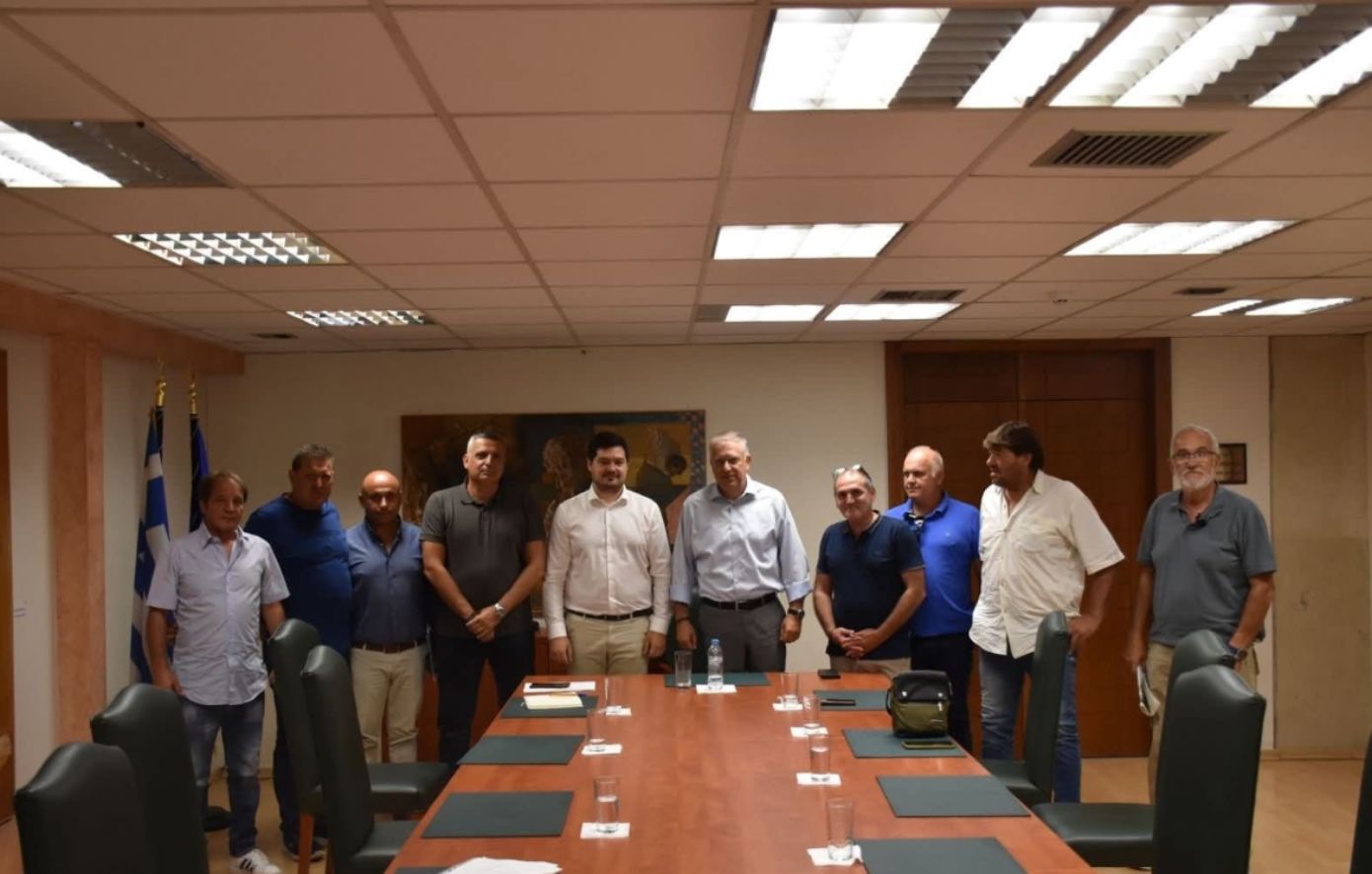 Άμεση ενίσχυση των λαϊκών αγορών με νέες άδειες και επιτάχυνση των διαδικασιών έκδοσής τους &#8211; «Θωράκιση ενός θεσμού που ανήκει σε όλους»