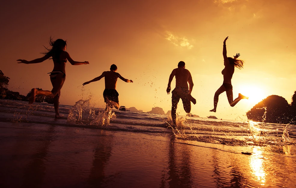 Σχεδόν οι μισοί Έλληνες δεν μπορούν να αντέξουν ούτε μία εβδομάδα διακοπών τον χρόνο