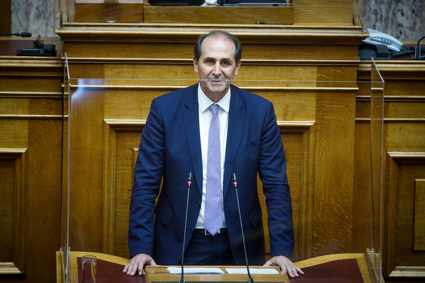 «Αυτό θα ήθελε και ο αγαπημένος μας»: Το μήνυμα της οικογένειας του Απόστολου Βεσυρόπουλου μετά τον ξαφνικό του θάνατο