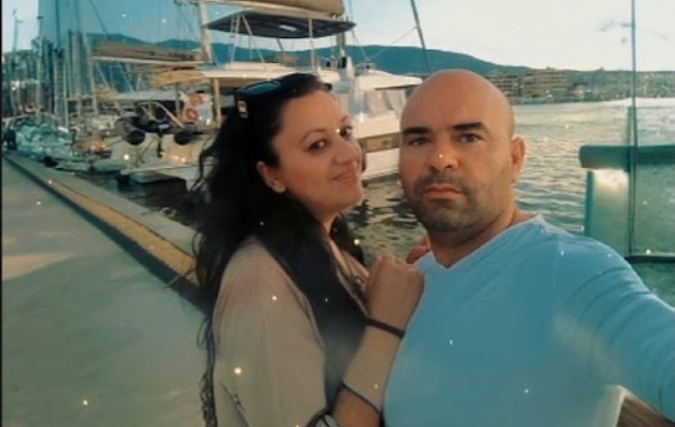 Γυναικοκτονία στον Βόλο: «Η μητέρα μου φώναζε βοήθεια κι αυτός τη μαχαίρωσε και έφυγε γρήγορα» συγκλονίζει η κόρη του ζευγαριού