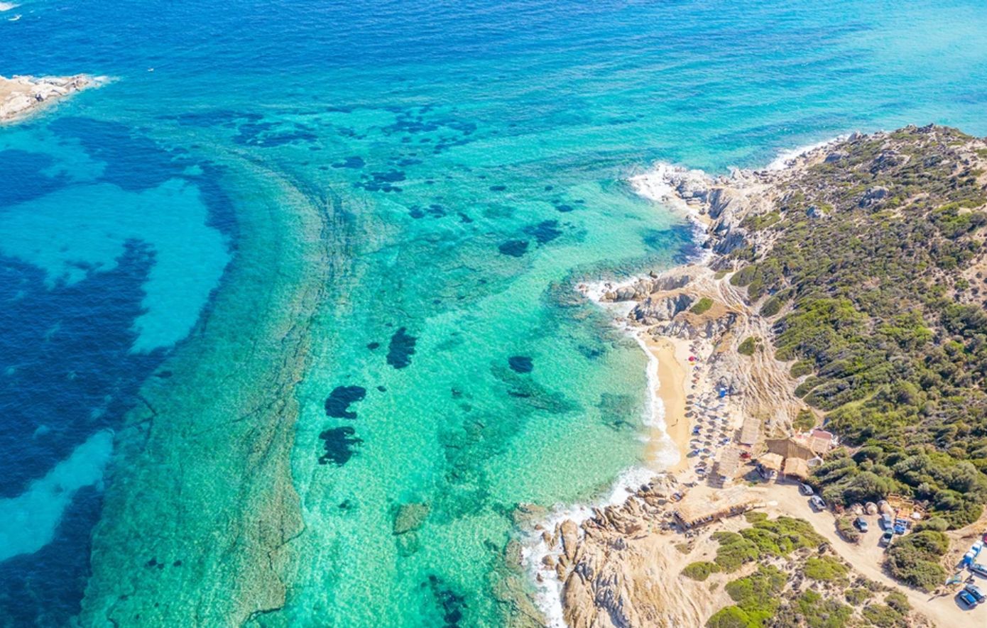 Τα νέα δεδομένα για την τουριστική κίνηση σε Χαλκιδική και Θεσσαλονίκη: Κρατήσεις της τελευταίας στιγμής και περιορισμένοι Έλληνες