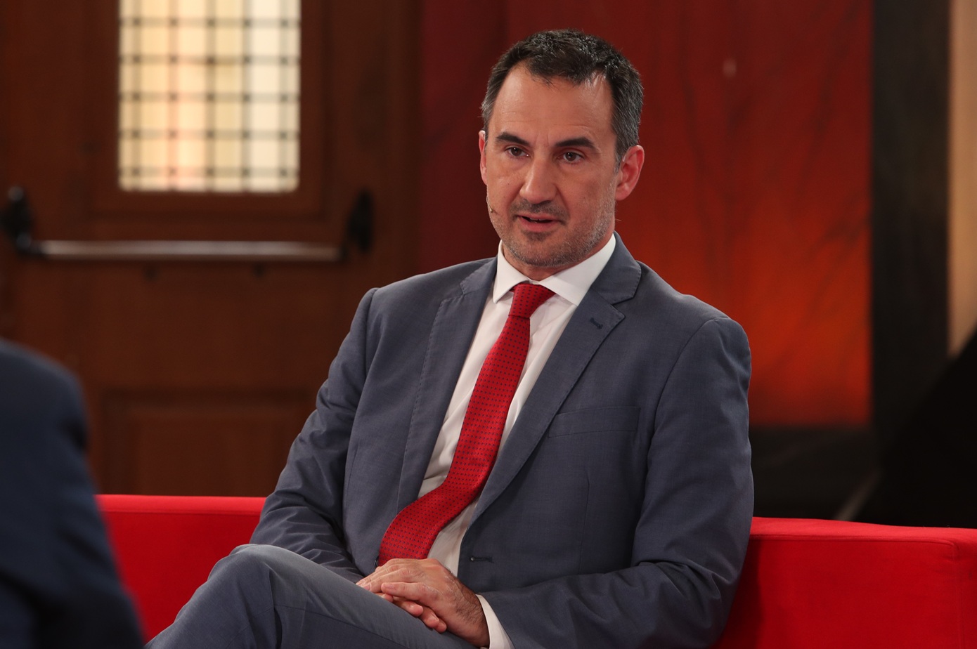 Αλέξης Χαρίτσης: «Ο ξαφνικός θάνατος ενός νέου ανθρώπου μας φέρνει αντιμέτωπους με την επικράτεια της απόλυτης οδύνης»