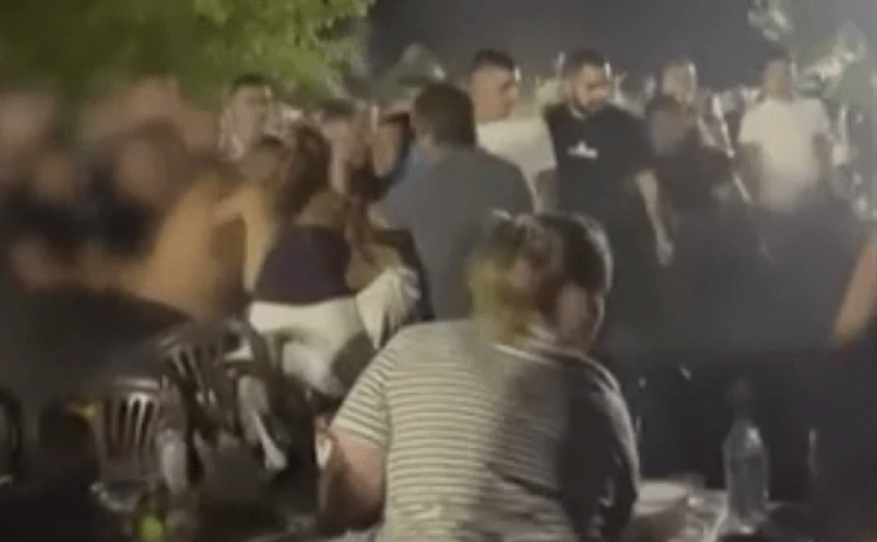 Άγρια συμπλοκή σε πανηγύρι &#8211; Φώναζε η Γωγώ Τσαμπά να σταματήσουν