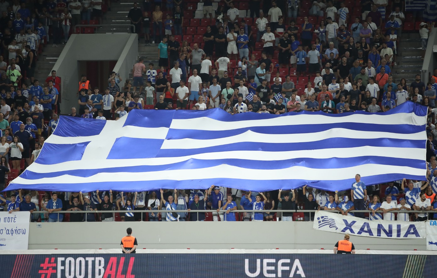 Εθνική Ελλάδας: Παράπονα της Δανίας στην UEFA για χρήση λέιζερ