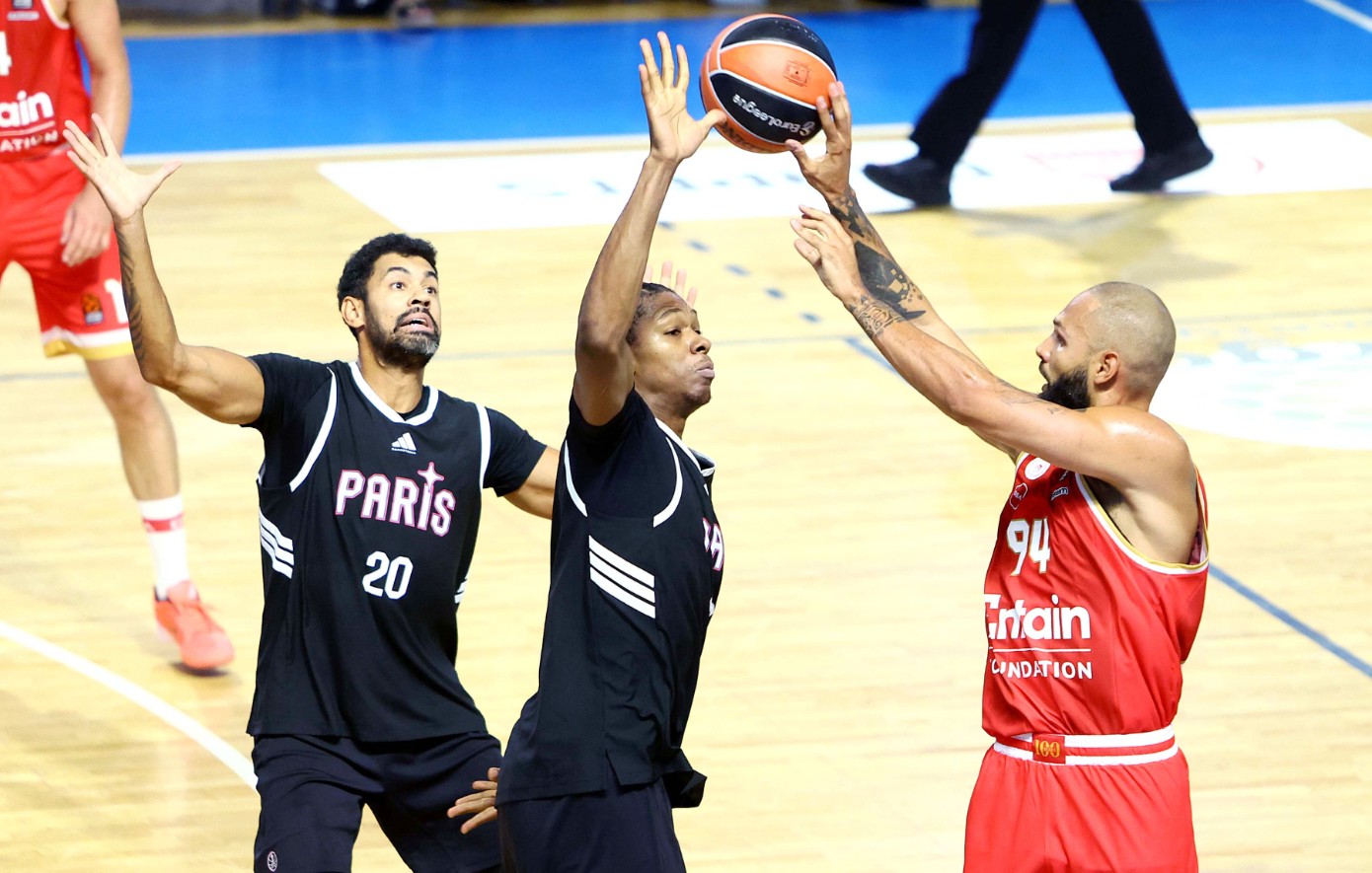 Ολυμπιακός &#8211; Παρί 87-90: Δεύτερη φιλική ήττα στα τελευταία δευτερόλεπτα
