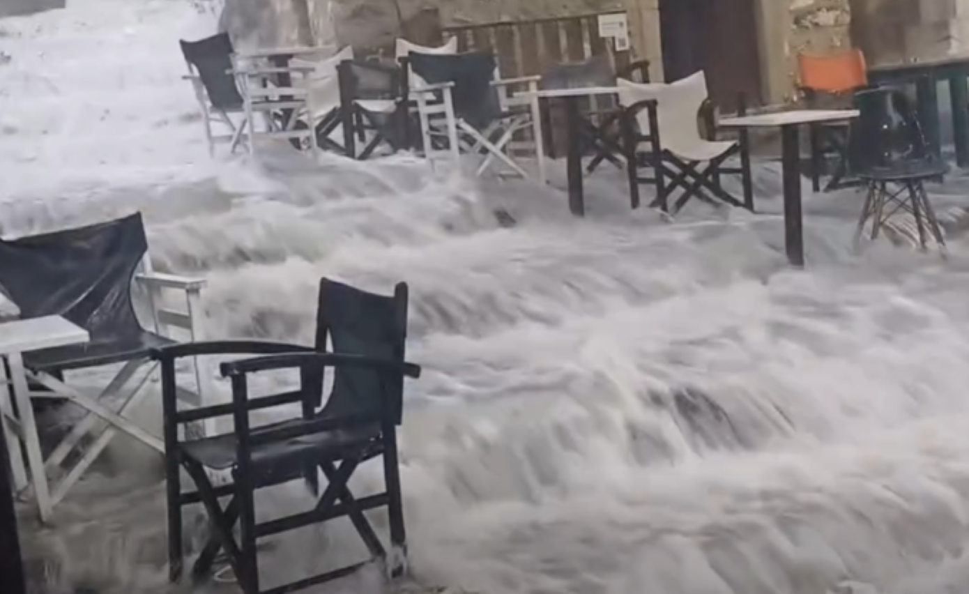 Η πρώτη μπόρα έφερε προβλήματα στην Κρήτη &#8211; Μικρές κατολισθήσεις και πλημμυρικά φαινόμενα σε Βιάννο και Μεσαρά