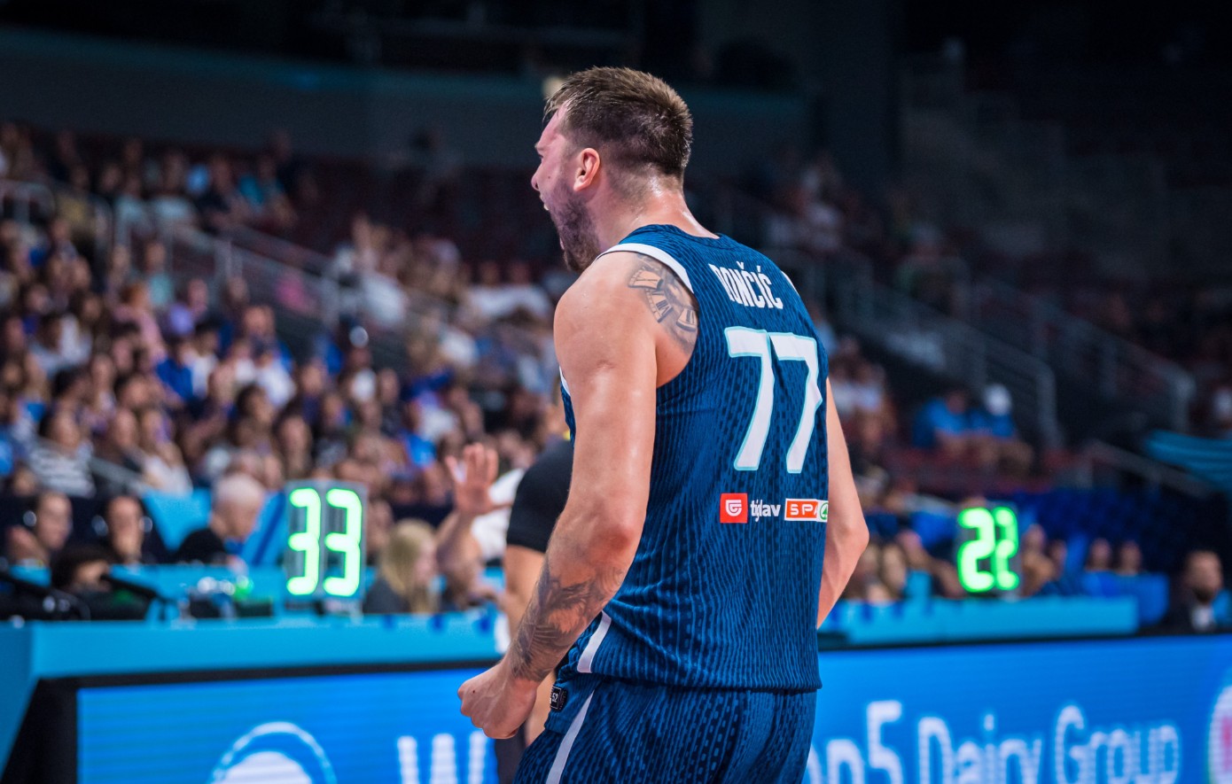 Απίθανα πράγματα από Ντόντσιτς στο Eurobasket 2025: Έβαλε 30 πόντους στο πρώτο ημίχρονο του Ιταλία &#8211; Σλοβενία
