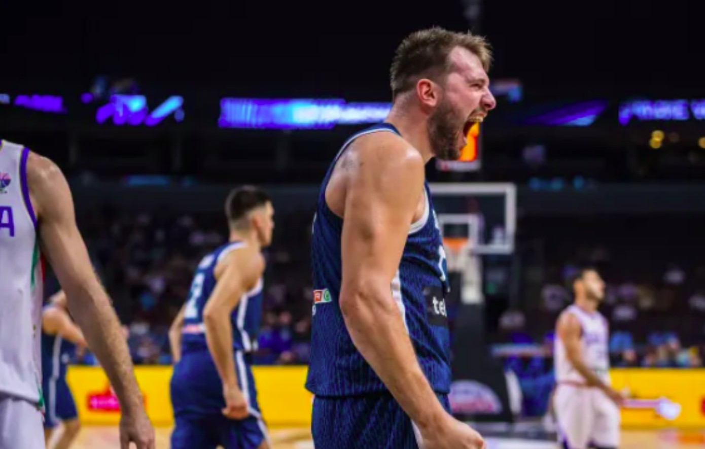 Eurobasket 2025: Η Σλοβενία του ασταμάτητου Ντόντσιτς απέκλεισε την Ιταλία και πέρασε στους «8»