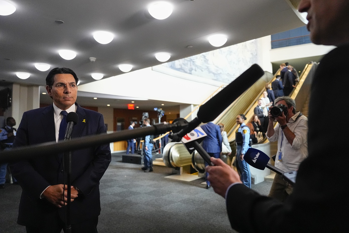 Η σύνοδος κορυφής για τη λύση των δύο κρατών είναι «αποκομμένη από την πραγματικότητα», δήλωσε ο πρέσβης του Ισραήλ στον ΟΗΕ