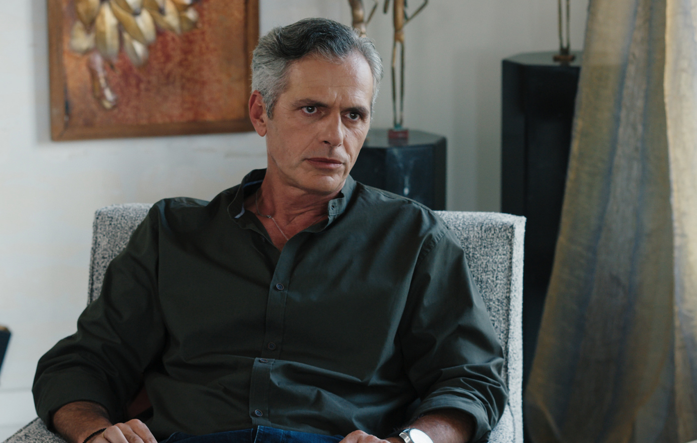 Η δραματική σειρά του MEGA, «Η γη της ελιάς», επέστρεψε με ανατροπές αλλά και νέα μέτωπα που πυροδοτούν εξελίξεις. Η δραματική σειρά του MEGA, «Η γη της ελιάς», επέστρεψε με ανατροπές αλλά και νέα μέτωπα που πυροδοτούν εξελίξεις.