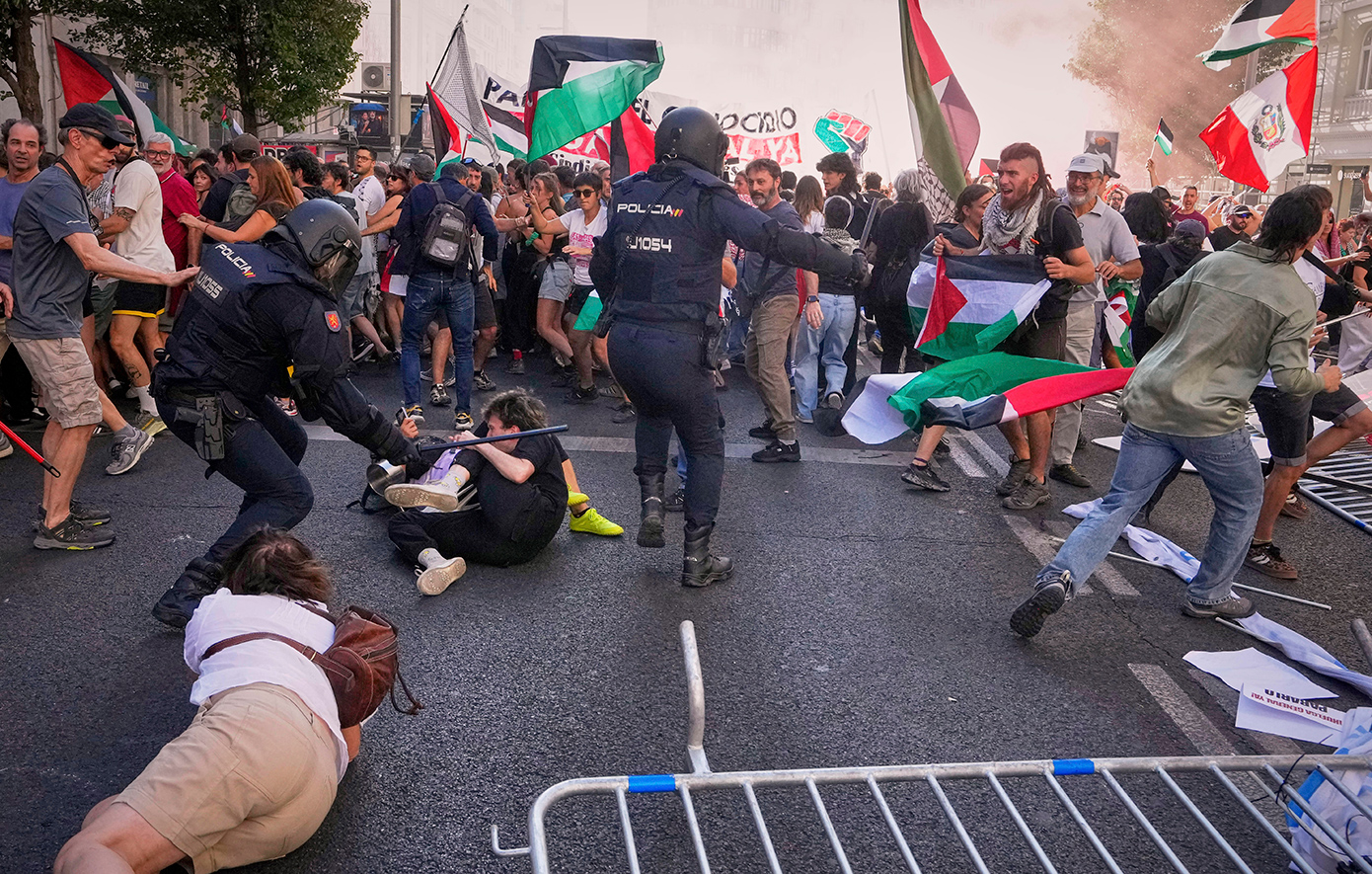 Ποδηλατικός Γύρος Ισπανίας: Διεκόπη λόγω διαδηλώσεων υπέρ της Παλαιστίνης Ποδηλατικός Γύρος Ισπανίας: Διεκόπη λόγω διαδηλώσεων υπέρ της Παλαιστίνης