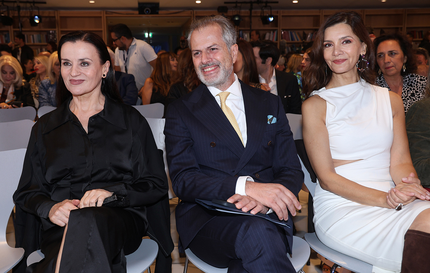 Καρυοφυλλιά Καραμπέτη-Γιάννης Παπαδόπουλος-Κατερίνα Λέχου