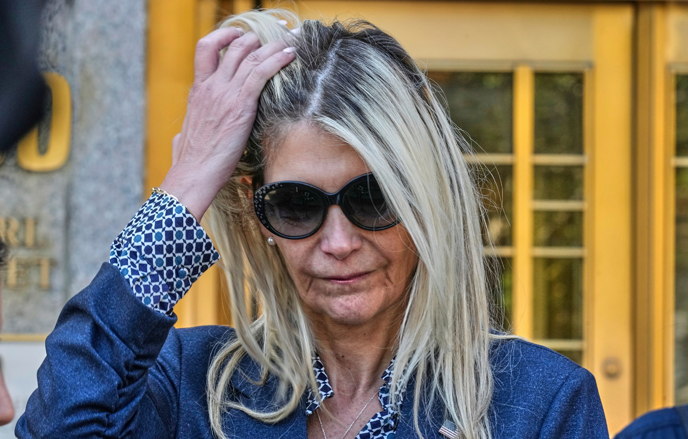 Σε 4,5 χρόνια φυλάκιση καταδικάστηκε η σύζυγος του Μπομπ Μενέντεζ &#8211; Τού έριξε την ευθύνη