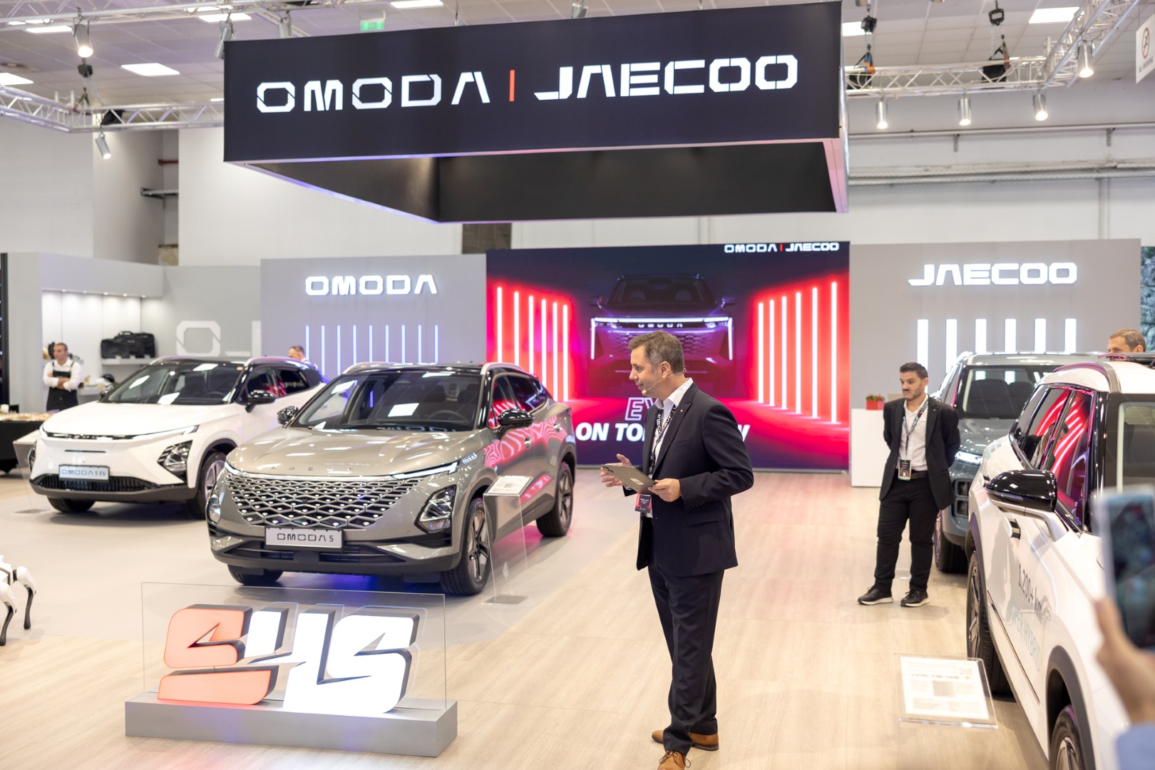 Το νέο Omoda 9 SHS μας συστήθηκε στη Θεσσαλονίκη Το νέο Omoda 9 SHS μας συστήθηκε στη Θεσσαλονίκη