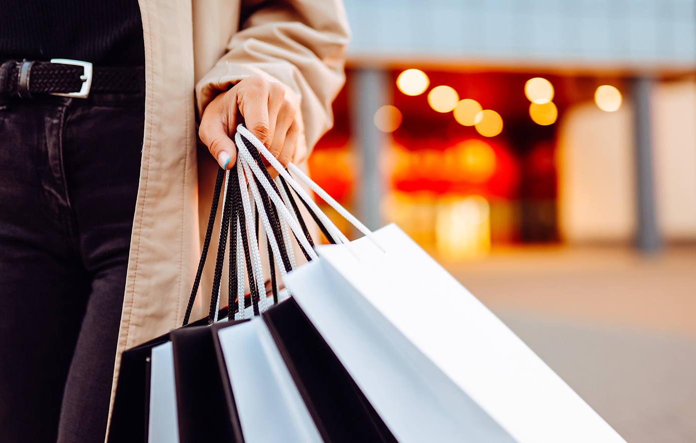 Πλησιάζουν Black Friday και Cyber Monday: Αυξημένη η πρόθεση των Ελλήνων καταναλωτών για αγορές