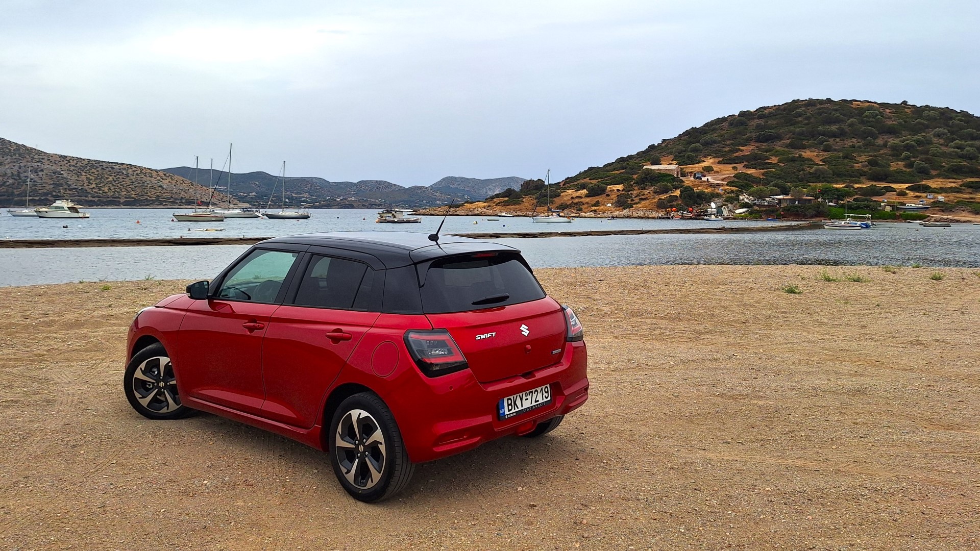 Το Suzuki Swift γιορτάζει τις 10 εκατομμύρια πωλήσεις Το Suzuki Swift γιορτάζει τις 10 εκατομμύρια πωλήσεις