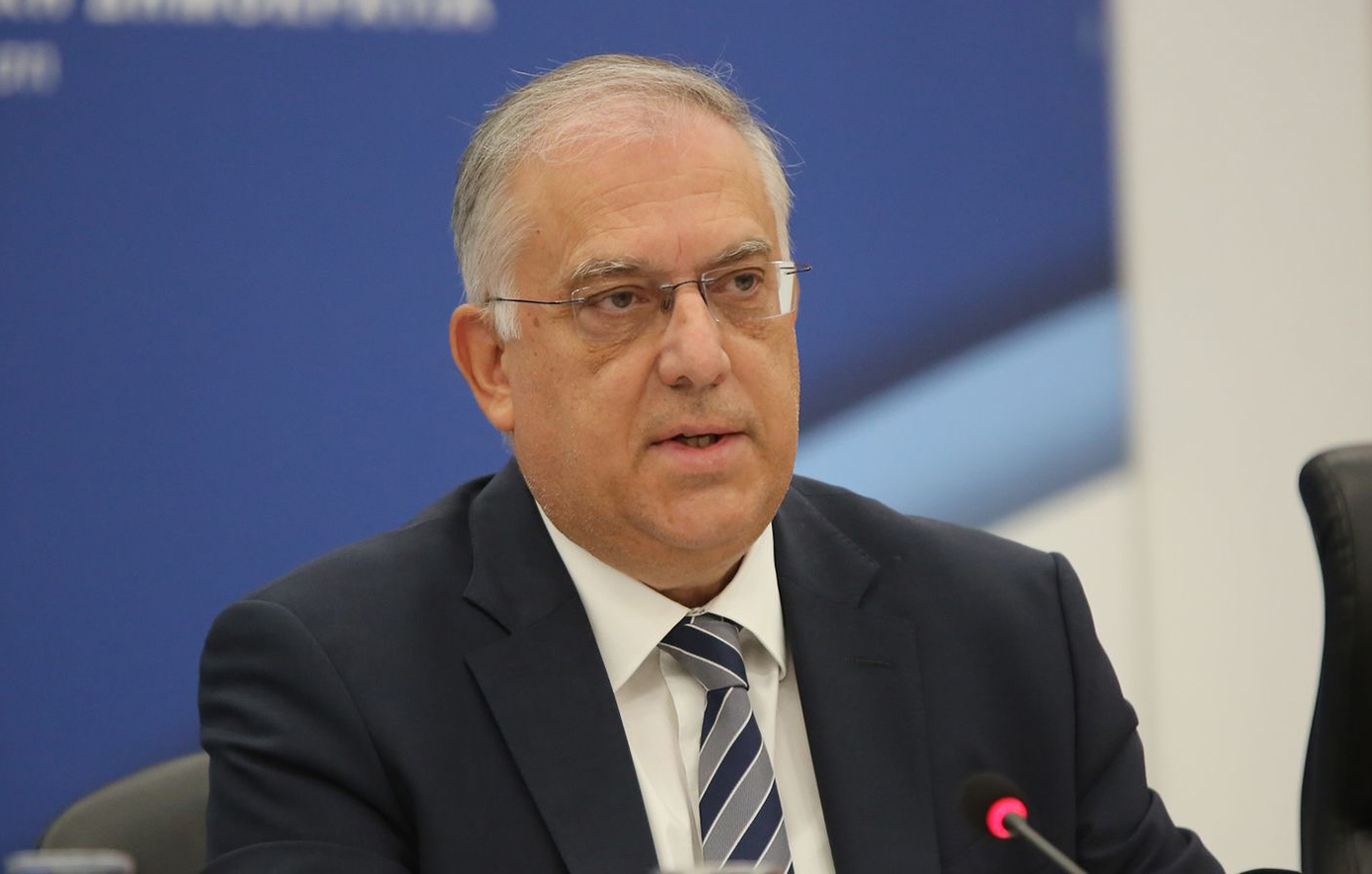 Θεοδωρικάκος: «Πακέτο μεταρρυθμίσεων για τη στήριξη της ελληνικής βιομηχανίας»