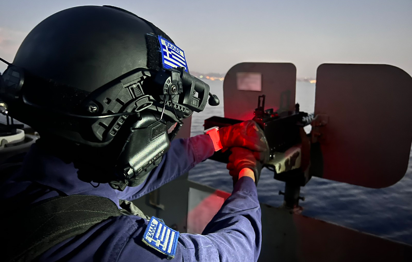 Εντυπωσιακές εικόνες από τη μεγαλειώδη, αιφνιδιαστική διακλαδική άσκηση των Ενόπλων Δυνάμεων στο Αιγαίο