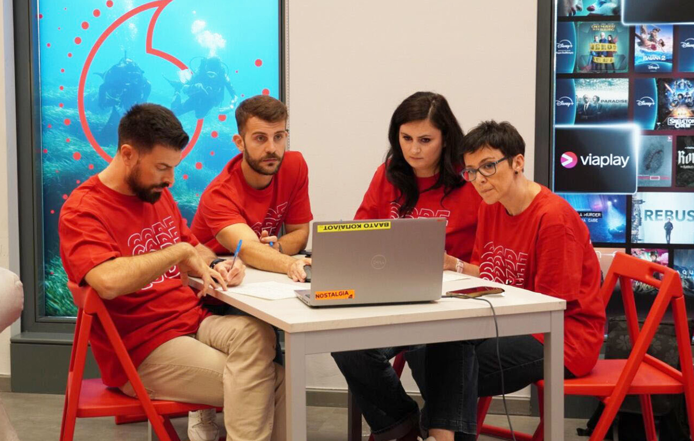 Fwd: ΔΤ Vodafone - Το Code Like a Girl διαμορφώνει τις code experts του μέλλοντος για 9η χρονιά Fwd: ΔΤ Vodafone - Το Code Like a Girl διαμορφώνει τις code experts του μέλλοντος για 9η χρονιά