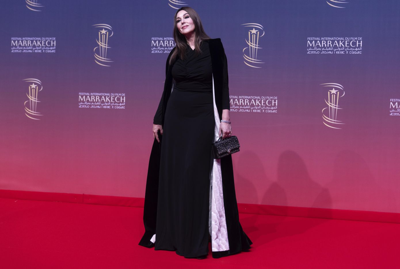 Το άρωμα που φοράει η Monica Bellucci κουβαλάει ένα μύθο αγάπης και πάθους