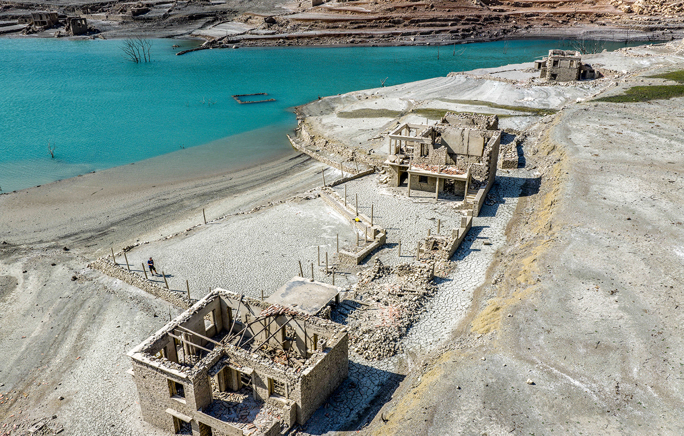 «Στα όρια ο Μόρνος» – Ιστορικά χαμηλά αποθέματα νερού και συναγερμός για λειψυδρία στην Αττική