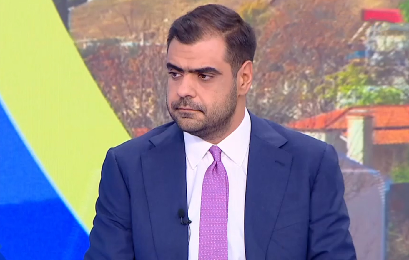 Μαρινάκης: Το ΠΑΣΟΚ είτε λέει ψέματα σε αυτά που τάζει είτε θα αυξήσει φόρους