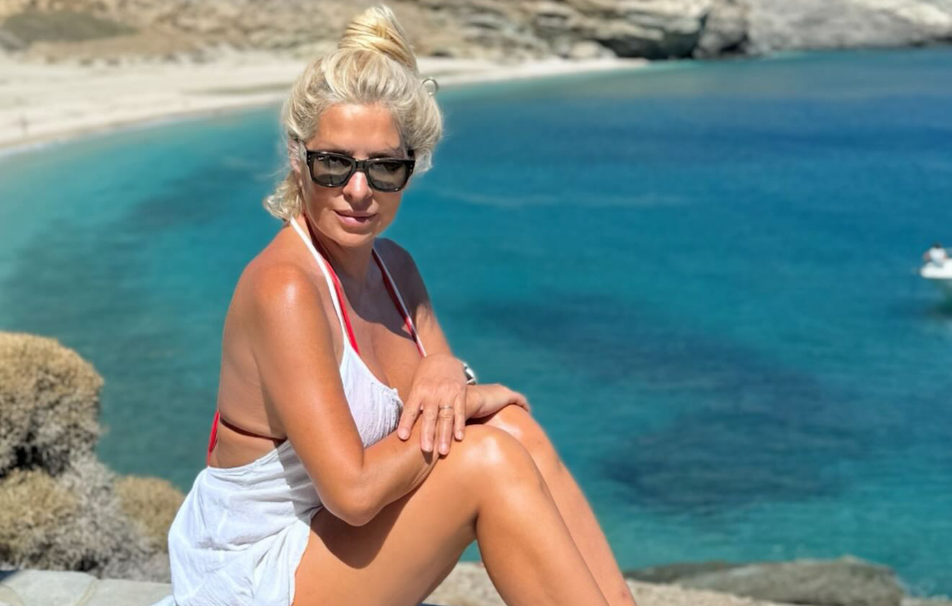 Ελένη Μενεγάκη: Οι διακοπές της στην Άνδρο με τον Ματέο Παντζόπουλο &#8211; Δείτε τις φωτογραφίες