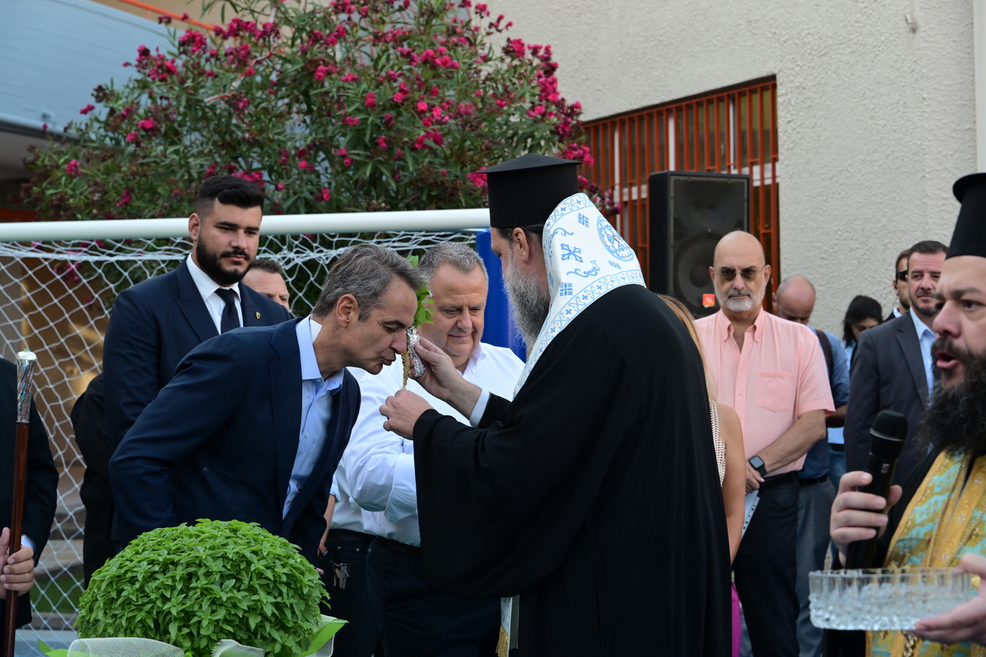 Στον αγιασμό του 8ου Δημοτικού Νέας Φιλαδέλφειας ο Κυριάκος Μητσοτάκης &#8211; Το σχολείο επισκευάστηκε με το πρόγραμμα «Μαριέττα Γιαννάκου»