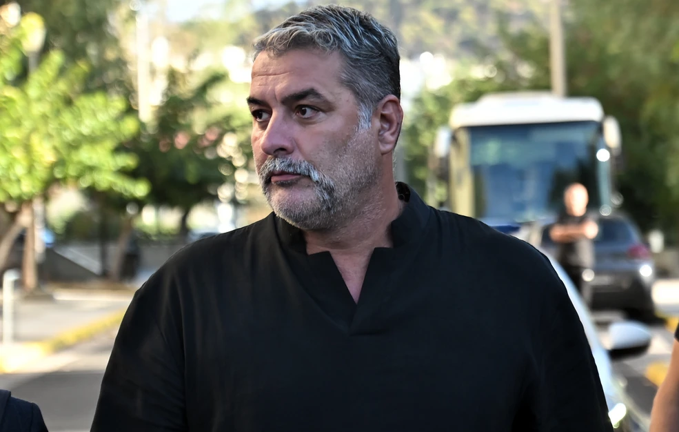 Σε διαφημιστικό φυλλάδιο άφησε τα στοιχεία του Βασίλης Μπισμπίκης &#8211; Η κατάθεση του στην Κηφισιά