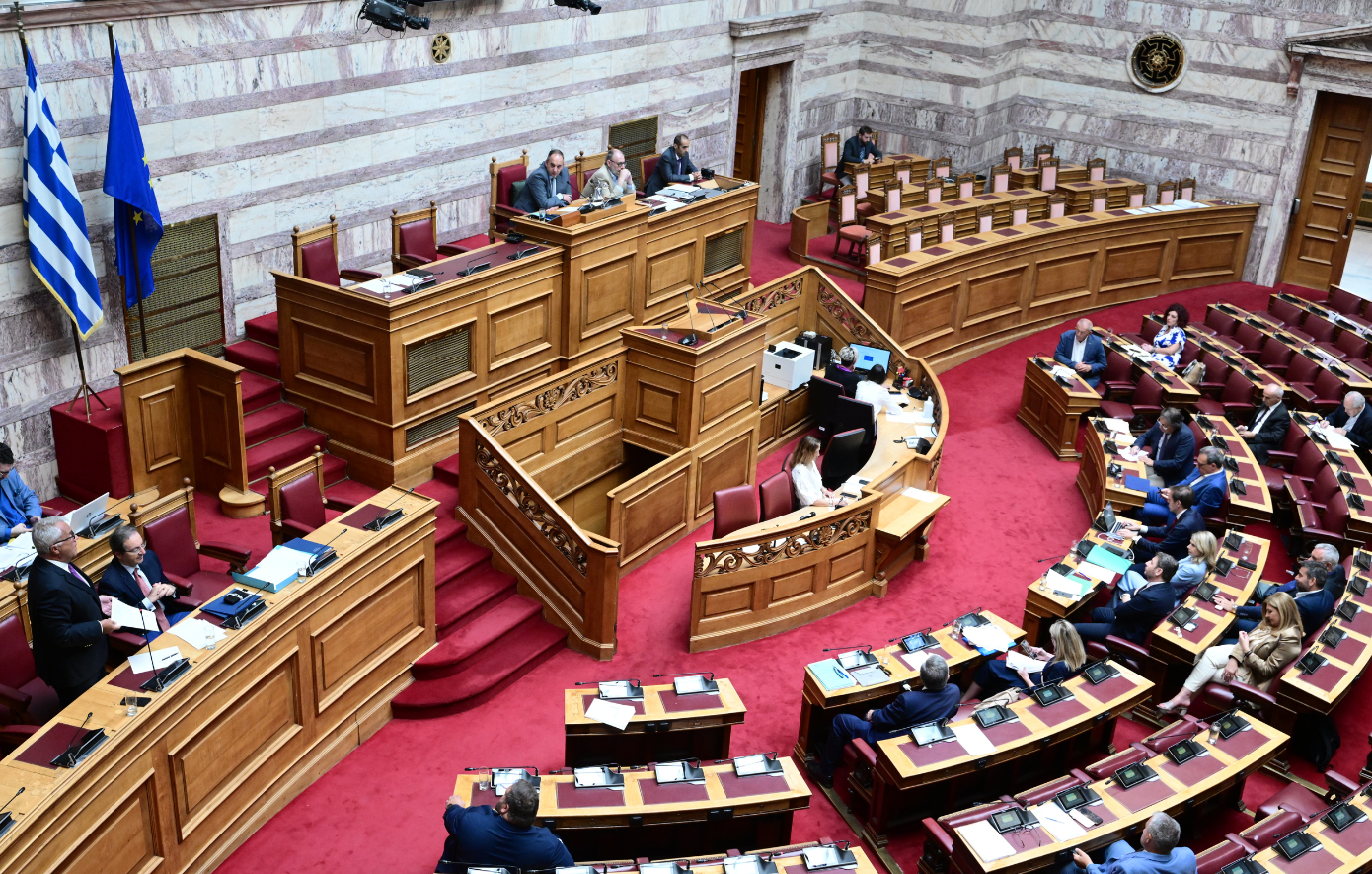 Αύριο δίνονται στη δημοσιότητα από τη Βουλή τα «Πόθεν Έσχες» πολιτικών για τα έτη 2022-2023