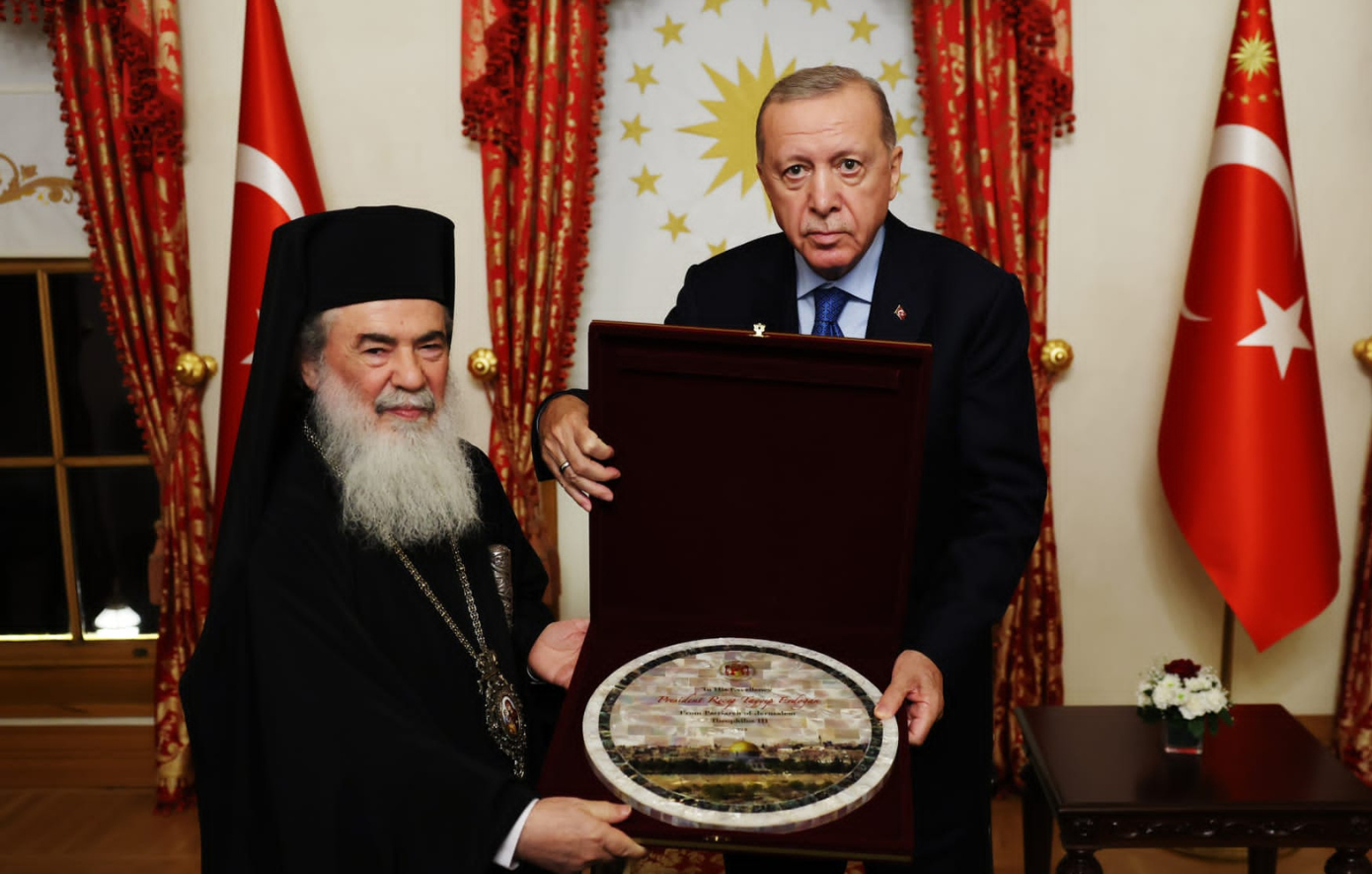 Κωνσταντινούπολη: Ο Πατριάρχης Ιεροσολύμων συζήτησε με τον Ερντογάν για την τύχη των Αγίων Τόπων