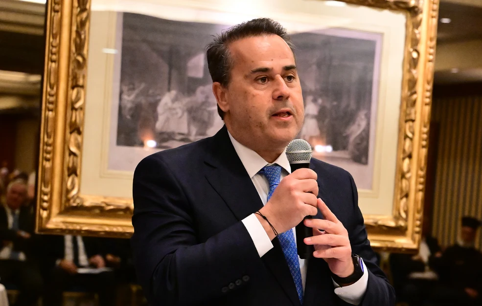 Συνάντηση του Σταύρου Παπασταύρου, με τον Αρχιεπίσκοπο Αμερικής Ελπιδοφόρο