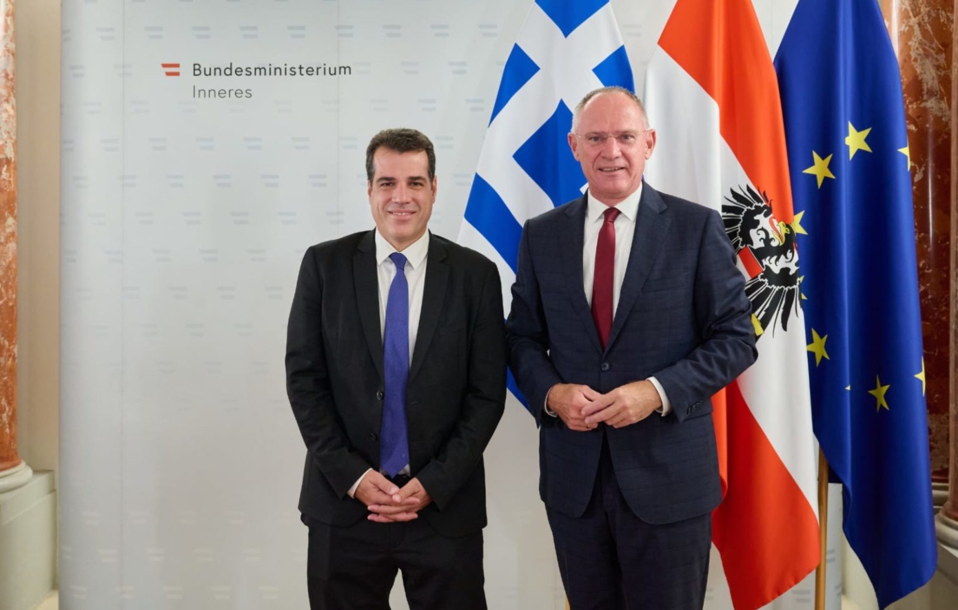 Πλεύρης από Βιέννη: Συνεργασία Ελλάδας και Αυστρίας για μείωση των μεταναστευτικών ροών και αύξηση των επιστροφών σε τρίτες χώρες