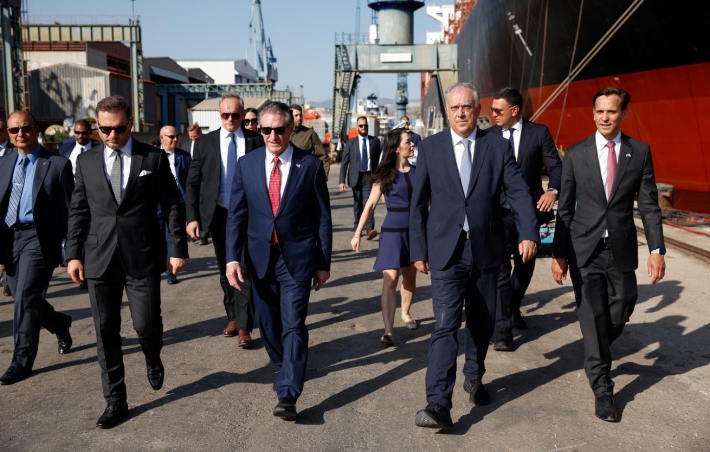 Τάκης Θεοδωρικάκος: Στρατηγική συνεργασία με τις ΗΠΑ και στη ναυπηγική βιομηχανία