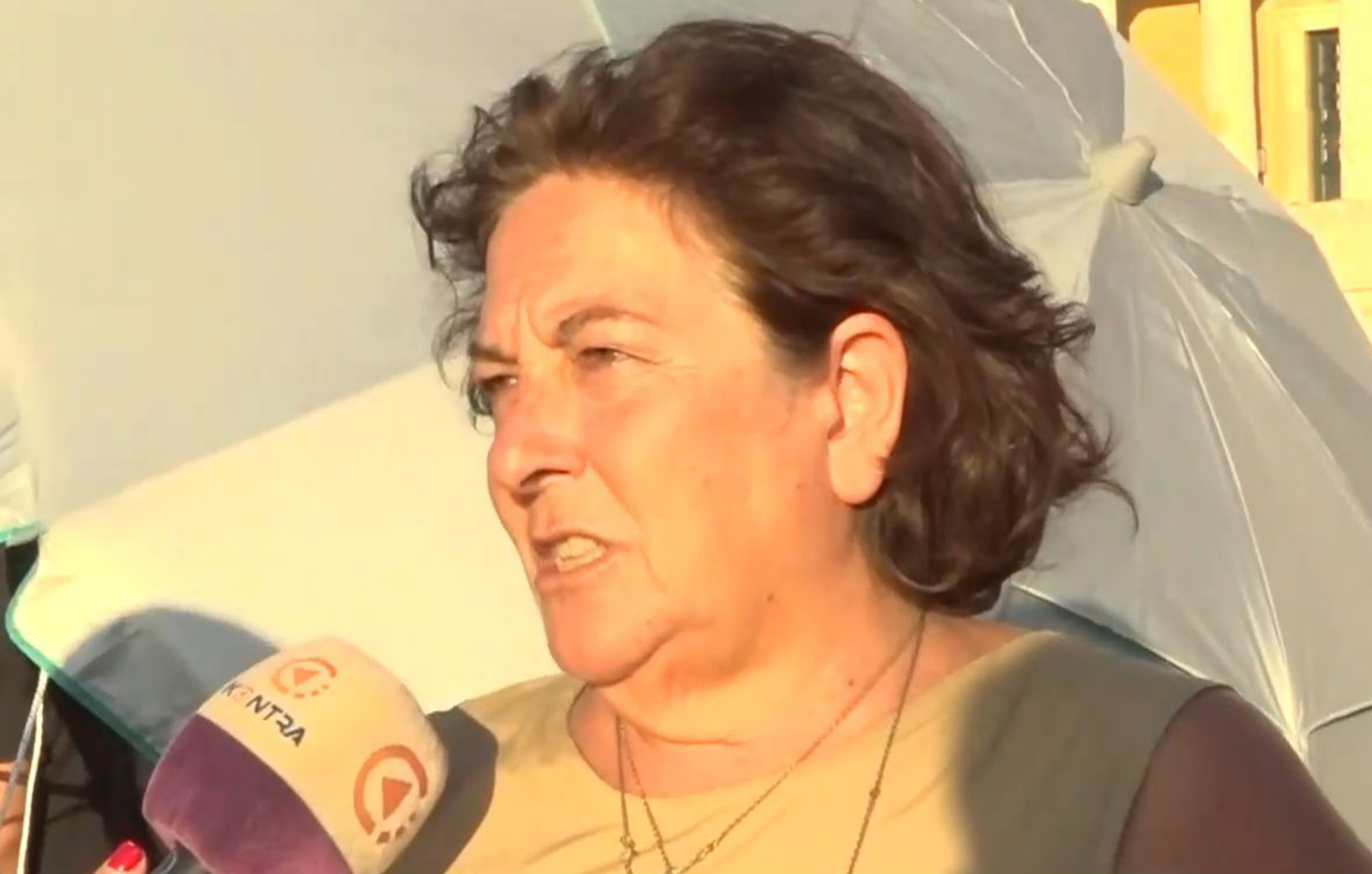 Στο πλευρό του Πάνου Ρούτσι μία 60χρονη από την Πάτρα &#8211; Ξεκινά απεργία πείνας στο πλευρό του, λέγοντας: «Έτσι μου υπαγόρευε η ηθική μου»