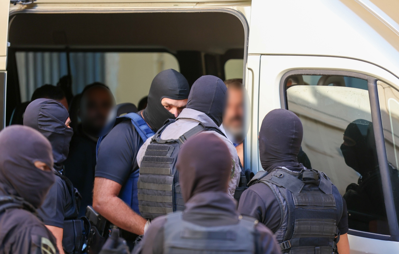 «Μαφία της Κρήτης»: Στη φυλακή 31 άτομα μετά από απολογίες δύο ημερών &#8211; Την Τρίτη στον ανακριτή τα δύο αδέλφια
