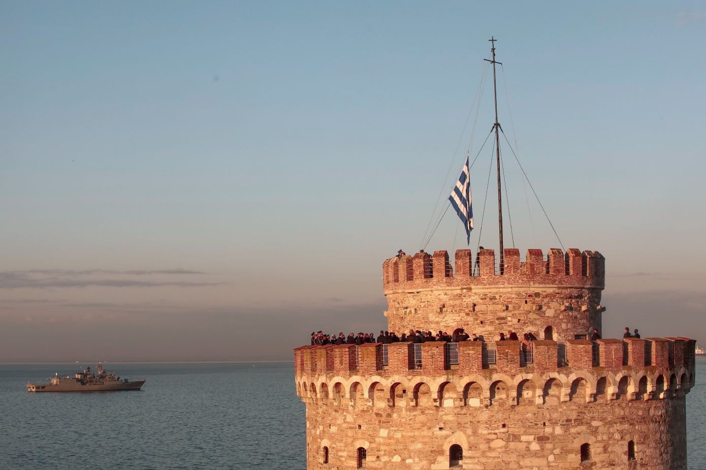 Διπλή γιορτή για τον Άγιο Δημήτριο και τη Θεσσαλονίκη που γιορτάζει τα 113 χρόνια από την απελευθέρωση