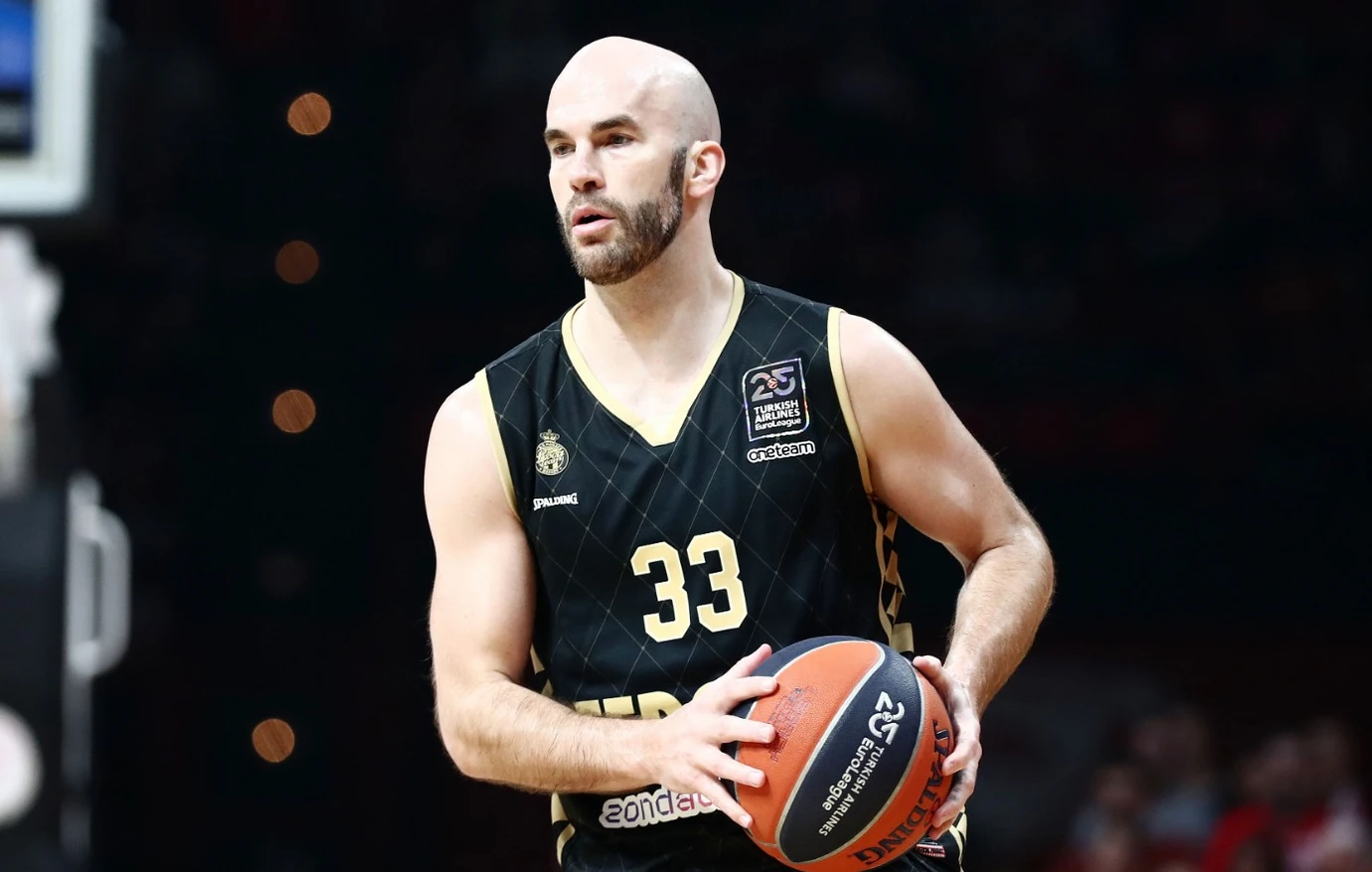 Ετοιμάζει βαλίτσες για Παρτιζάν ο Νικ Καλάθης