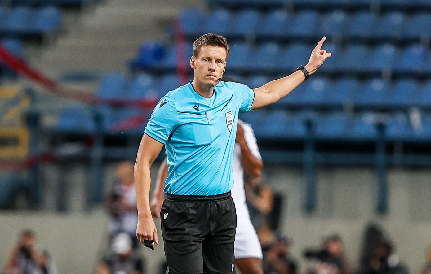 Stoiximan Super League: Ο Γερμανός Ζίμπερτ σφυρίζει στο Ολυμπιακός – Άρης