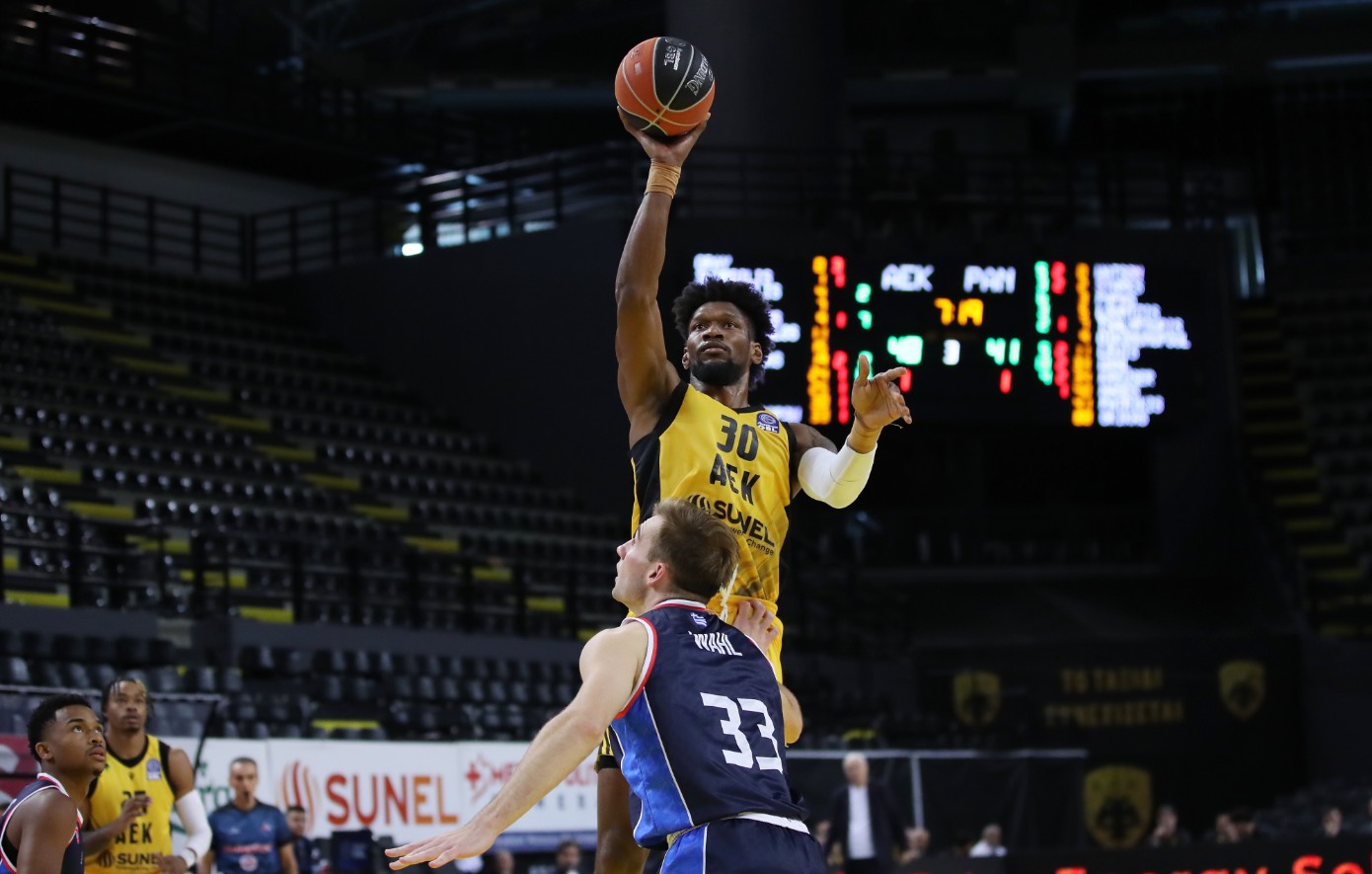 Stoiximan Basket League: Εύκολα το 2&#215;2 η ΑΕΚ με το 93-73 επί του Πανιωνίου