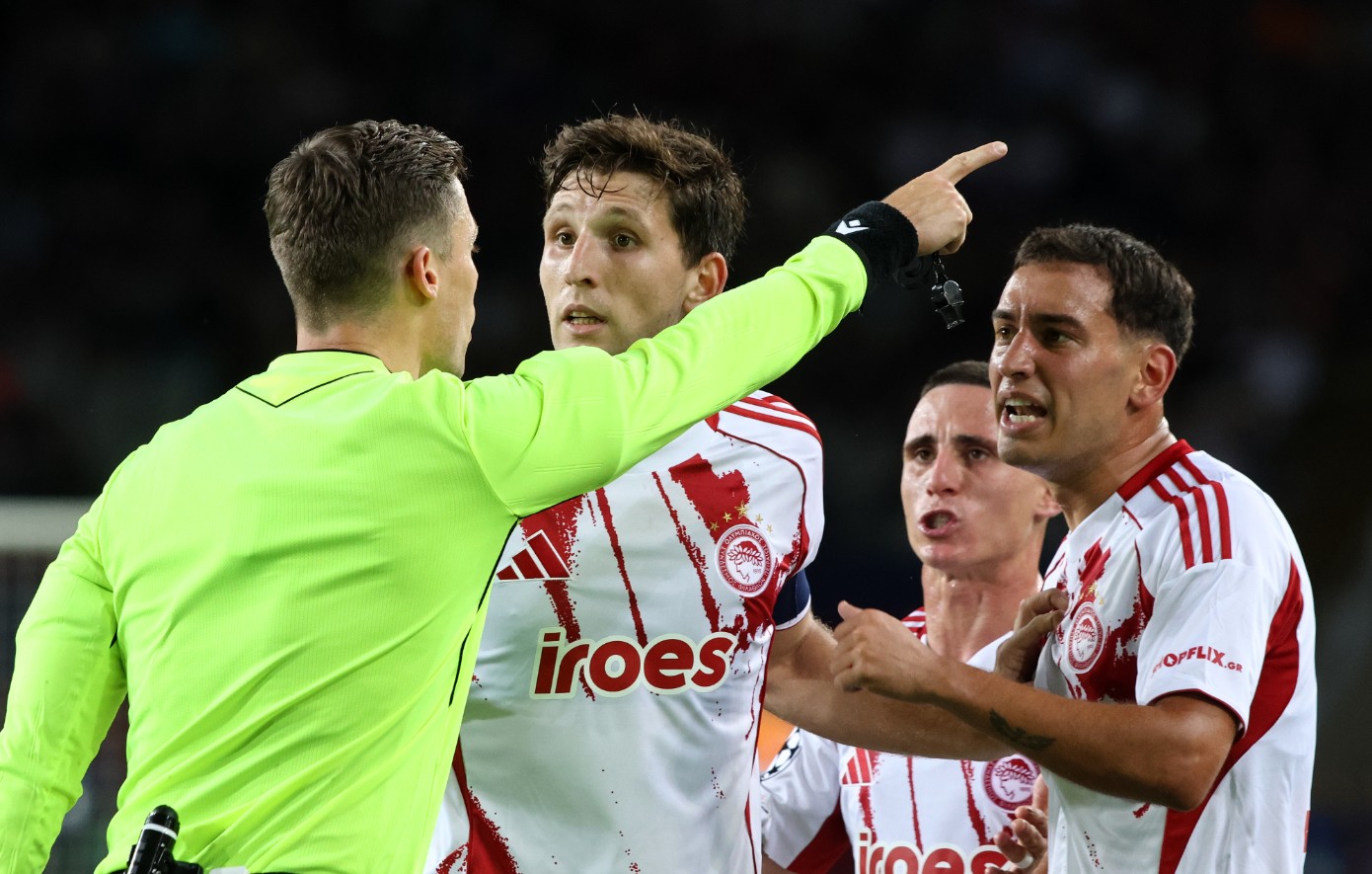 Μπαρτσελόνα &#8211; Ολυμπιακός: Marca και AS… κράζουν τον διαιτητή για τα λάθη του