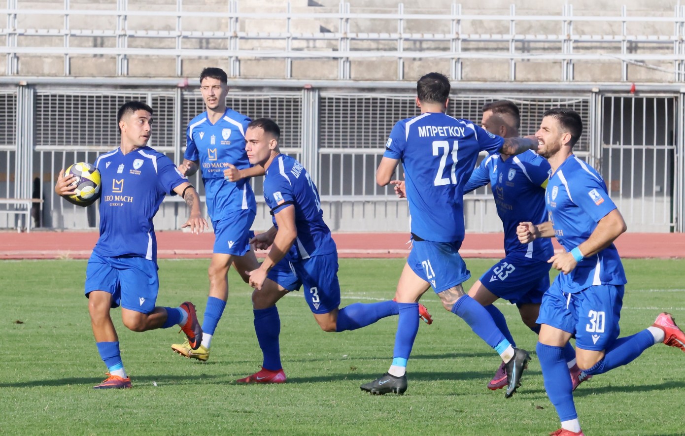 Super League 2: Βουλιάζει η Καβάλα, αποσύρεται η διοίκηση