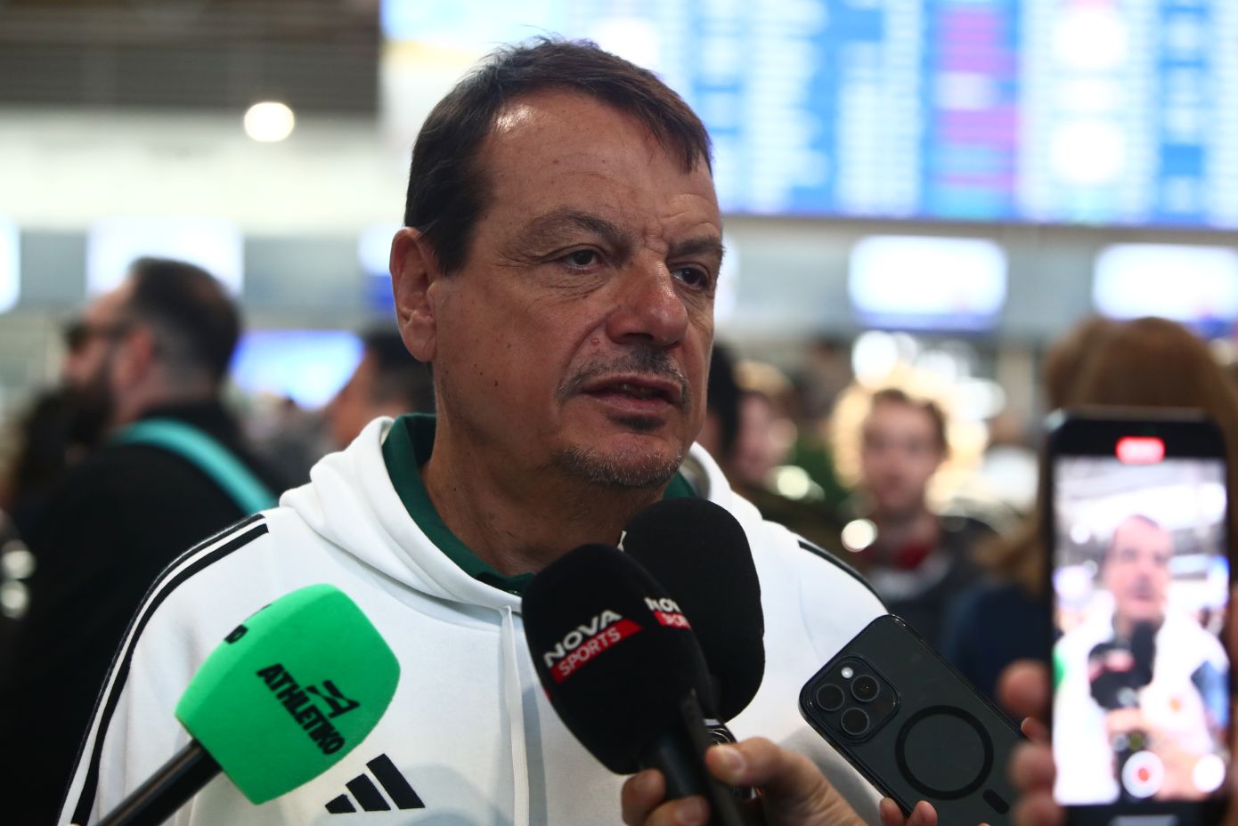 Αταμάν: Το σημαντικό είναι να βρω τους παίκτες που θα φέρνουν νίκες, όχι να μοιράζω τον χρόνο συμμετοχής