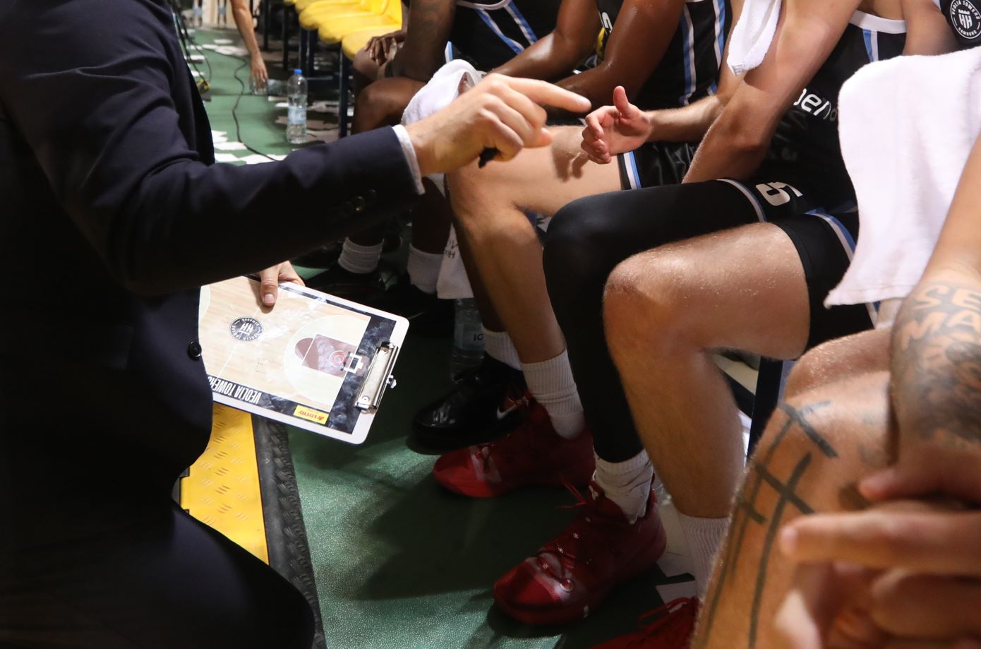 Λύθηκε το πρόβλημα τους προπονητές της Basket League &#8211; Νομοθετική παρέμβαση για τον Αταμάν και άλλους 5 τεχνικούς