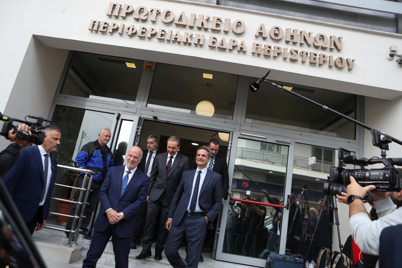 Μητσοτάκης από το νέο κτίριο του Πρωτοδικείου Αθηνών: Στόχος η μείωση του χρόνου απονομής δικαιοσύνης στο μισό