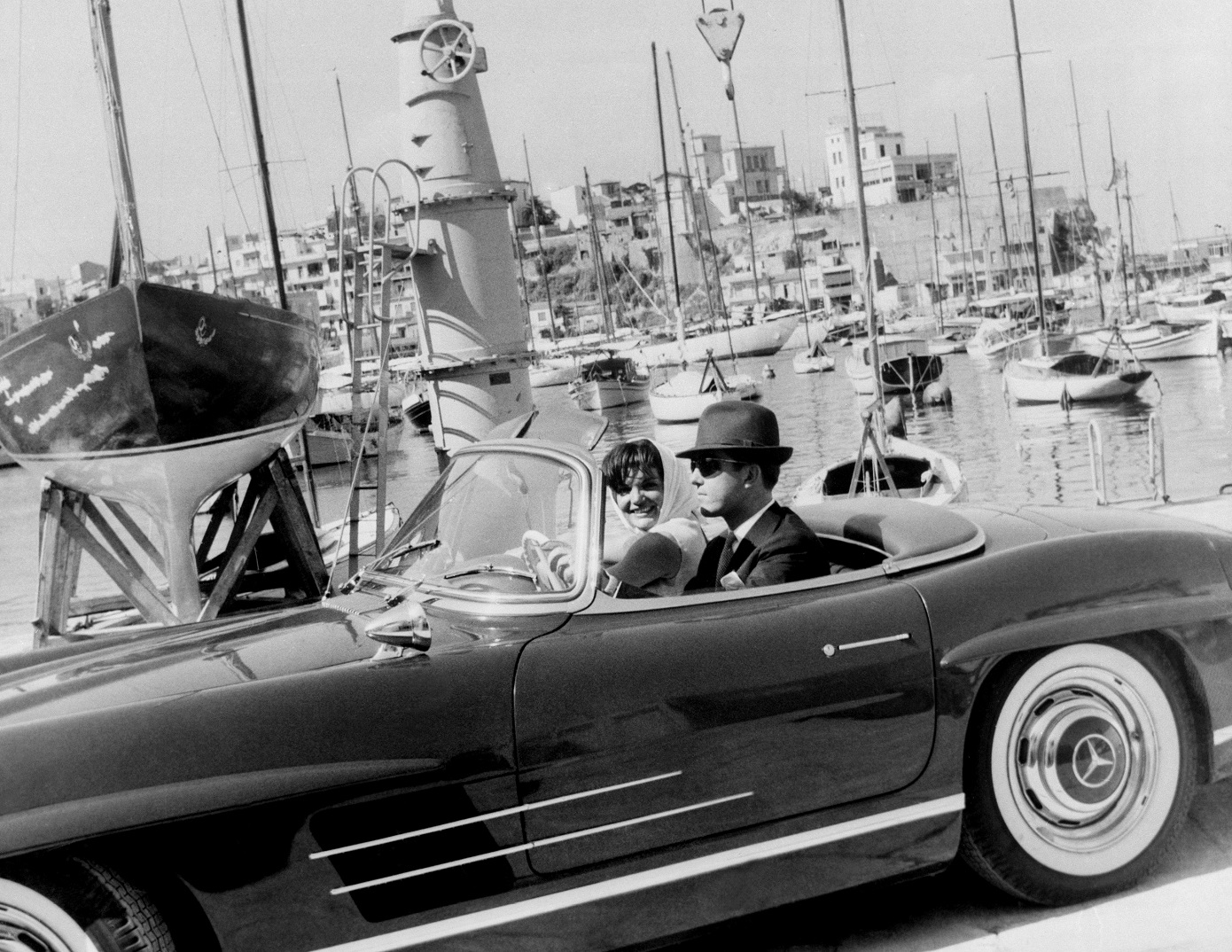 Πού βρίσκεται σήμερα η 300 Sl Gullwing του Κωνσταντίνου και η επιθυμία του εφοπλιστή Αντώνη Κομνηνού