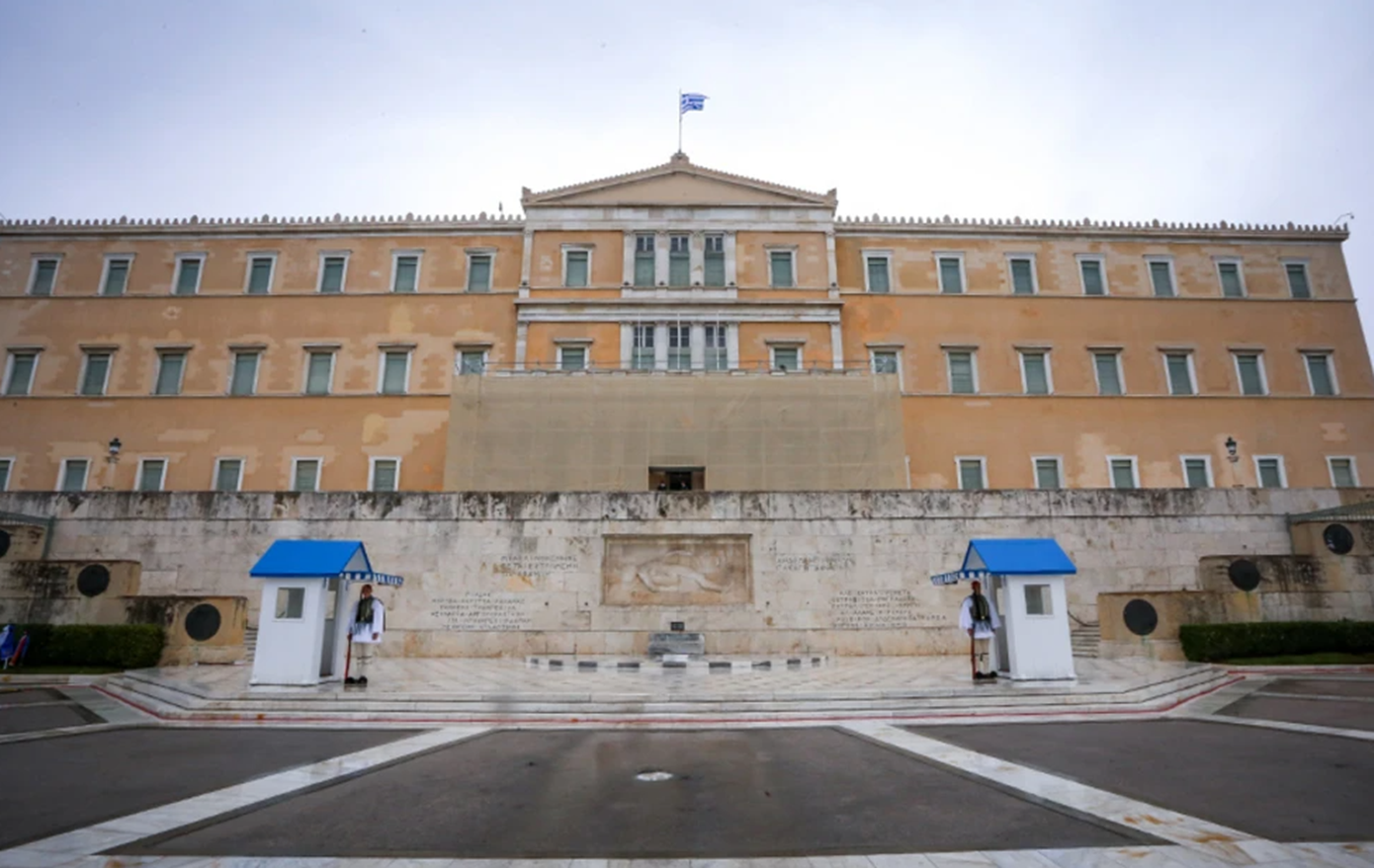 Πέρασε η τροπολογία για τον Άγνωστο Στρατιώτη με 159 «ναι»
